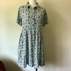 Cute Floral Dress. Size L🤩🙏🏽